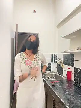 Pooja Love143 online show from April 7, 10:59 am