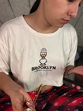 Val12777 online show from April 4, 11:51 am