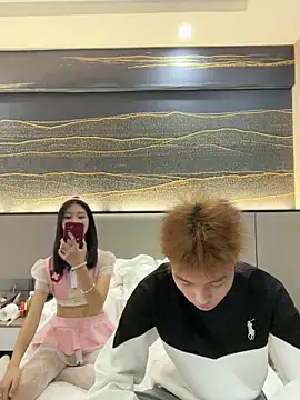 Snapshot of BY-668 chatting on December 17, 9:15 am BY-668 online show from December 17, 9:15 am