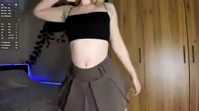 SkyeDavis online show from June 1, 2:19 pm