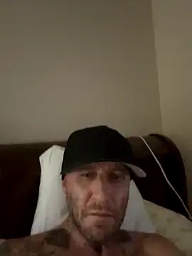 MILEHIGH711 online show from December 17, 8:09 am