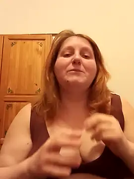 Snapshot of dottoressabbw chatting on February 10, 6:12 pm dottoressabbw online show from February 10, 6:12 pm