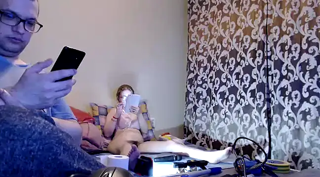 yunis32 online show from March 3, 6:44 pm