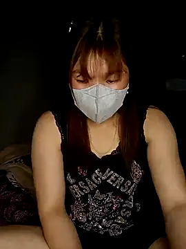 May-Ne online show from February 25, 5:28 am