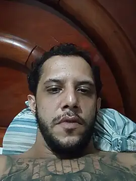 Snapshot of nando_33 chatting on May 16, 8:44 am nando 33 online show from May 16, 8:44 am