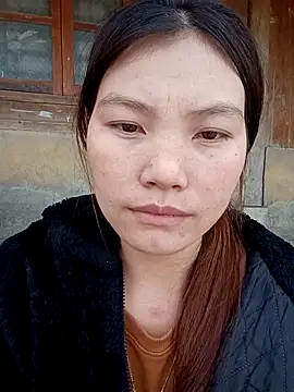 Snapshot of Matilda-8 chatting on December 15, 6:50 am Matilda-8 online show from December 15, 6:50 am