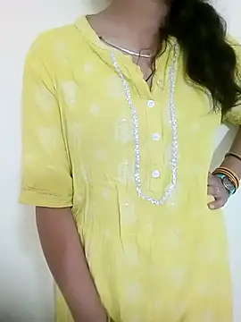 Snapshot of Kavya79 chatting on December 16, 9:47 am Kavya79 online show from December 16, 9:47 am