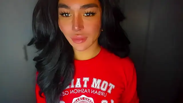 Snapshot of mxshemale_ladyboy chatting on December 18, 2:10 am mxshemale ladyboy online show from December 18, 2:10 am