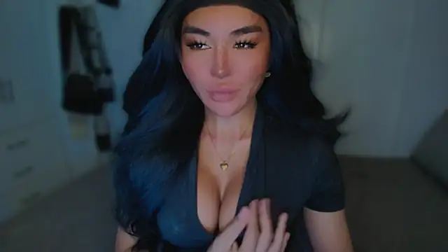 Snapshot of mxshemale_ladyboy chatting on March 7, 1:31 am mxshemale ladyboy online show from March 7, 1:31 am