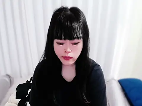 Snapshot of 605kkv chatting on March 2, 8:43 am 605kkv online show from March 2, 8:43 am