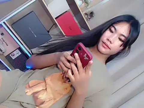 MIASEX980271 online show from May 30, 12:13 pm