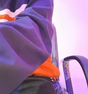 Snapshot of iamyourmydear chatting on December 21, 9:27 am iamyourmydear online show from December 21, 9:27 am