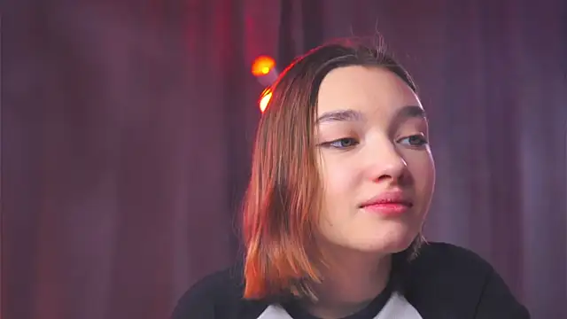 Leyla crsh online show from March 11, 4:07 am