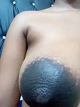 TemptingCloeXx online show from February 28, 2:18 pm