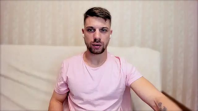 Tony Wolf online show from April 5, 9:01 pm