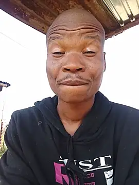 thabisozxz online show from May 18, 11:05 am
