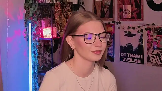 JeaneneWoltz online show from January 7, 9:12 am