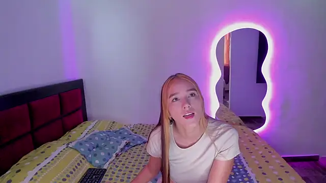 CRISTAL T2 online show from March 11, 7:53 pm