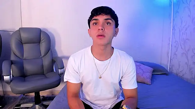  TaylorBlack online show from January 14, 11:38 am