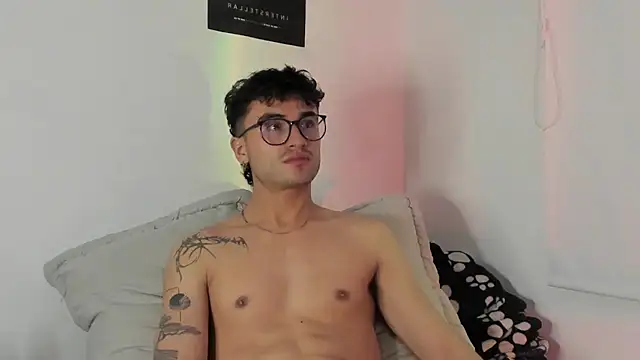 charlie dicker online show from January 7, 4:26 am