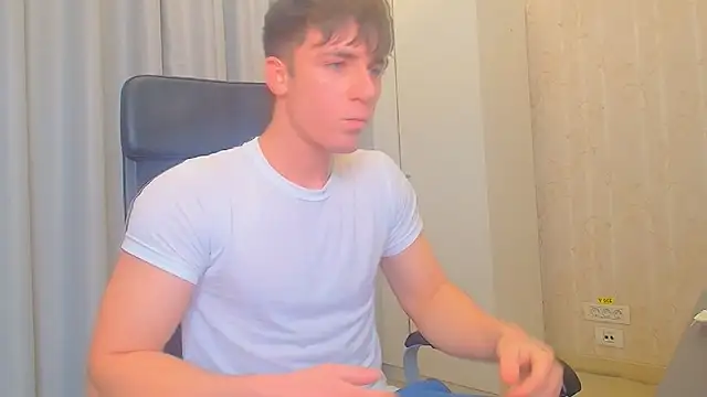 KellenWest online show from December 20, 5:14 am