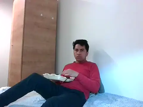 sweetpinoy2027 online show from March 4, 9:04 am