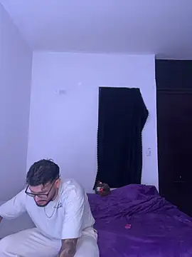 thedragonboyxxx online show from December 23, 3:59 am