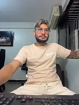 thedragonboyxxx online show from March 25, 3:12 am