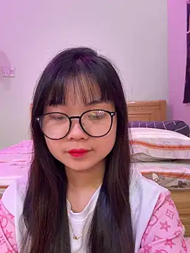    KARA    online show from March 30, 12:11 am