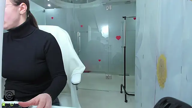 missdominna online show from March 31, 2:46 am