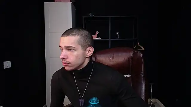 KaydenDrew online show from February 6, 5:23 am