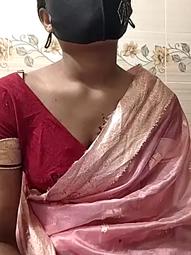 Snapshot of Puspita-Ray chatting on December 18, 2:01 pm Puspita-Ray online show from December 18, 2:01 pm