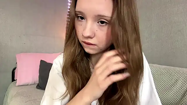 Snapshot of Princessofcashe chatting on May 21, 3:08 pm Princessofcashe online show from May 21, 3:08 pm