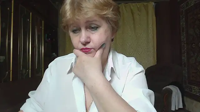 Casey peach online show from May 14, 6:37 pm
