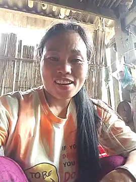 Maikha08 online show from April 16, 5:30 am