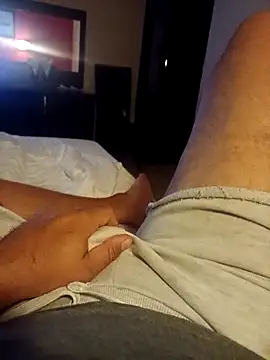 Adri07Adrian online show from April 20, 7:59 pm