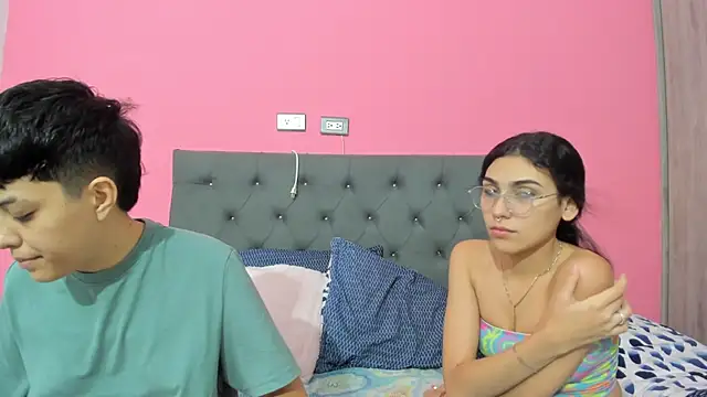 Snapshot of ariloe_quintero chatting on February 17, 6:58 pm ariloe quintero online show from February 17, 6:58 pm