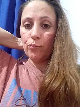 SofiEsteves online show from December 18, 1:44 am