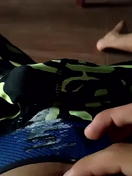 Snapshot of Wilmar0_ chatting on December 21, 6:48 pm Wilmar0 online show from December 21, 6:48 pm