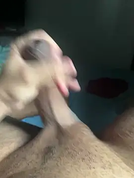 Snapshot of shadman7 chatting on December 18, 8:26 pm shadman7 online show from December 18, 8:26 pm