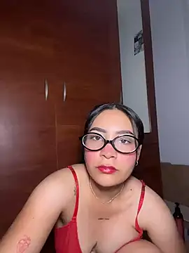Snapshot of SaharaArisa chatting on May 24, 7:52 pm SaharaArisa online show from May 24, 7:52 pm