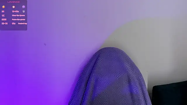 Snapshot of morgana_white chatting on May 21, 10:22 am morgana white online show from May 21, 10:22 am