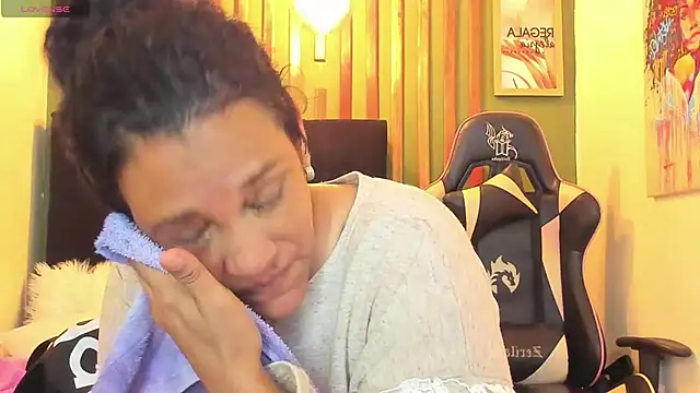 Bianca slut1 online show from April 9, 6:46 pm