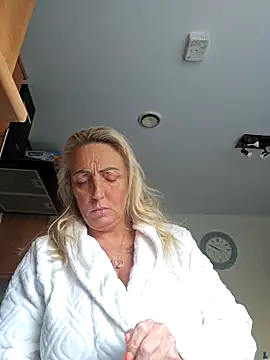 theblondecocklover online show from March 21, 8:52 am