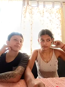 Mei and Gaby online show from February 17, 3:51 pm