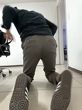 AdrianGarcia89 online show from April 10, 2:17 am