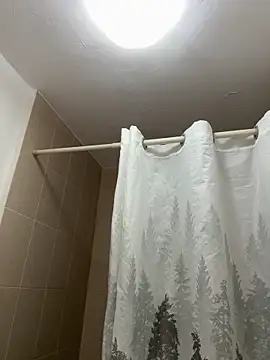 AdrianGarcia89 online show from April 16, 5:19 am