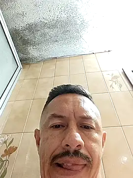 L hotcream online show from April 7, 9:54 am