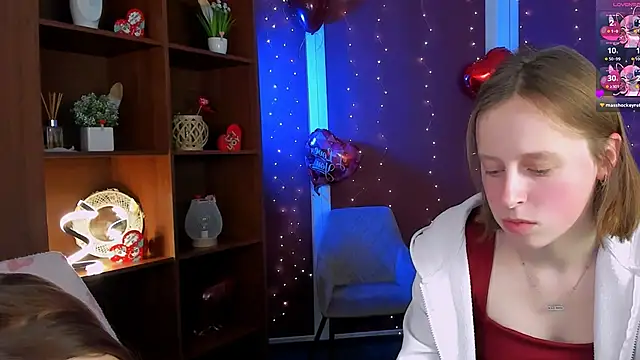 keuli li online show from February 9, 11:09 pm