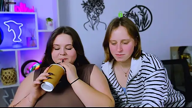 keuli li online show from March 5, 12:06 am